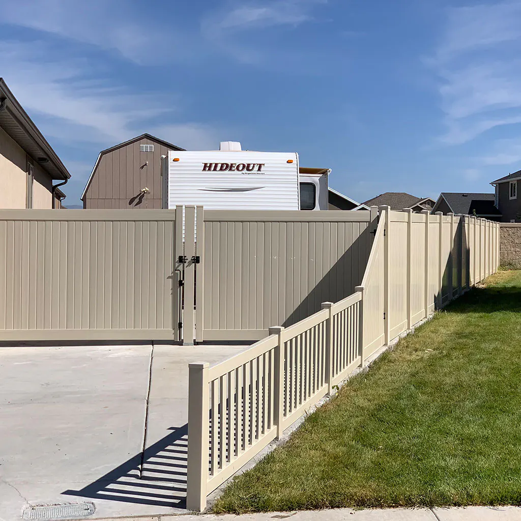 Vinyl Fence Installation in Utah County, Utah completed by Frontier Fence